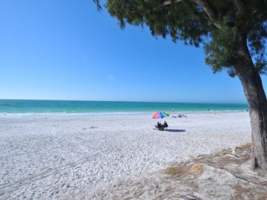 Lovely Anna Maria Island Vacation Townhome